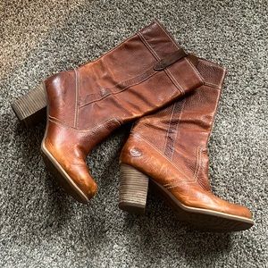 Timberland waterproof genuine leather boots sz 9.5